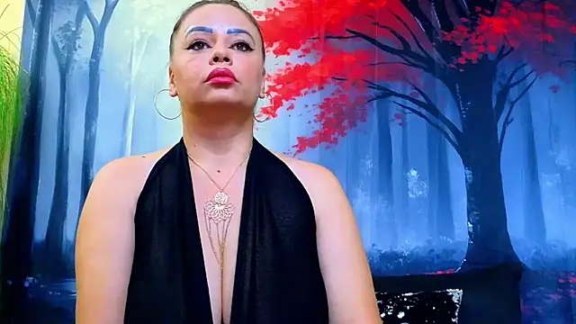 ElizabethEven online show from October 15, 10:01 pm