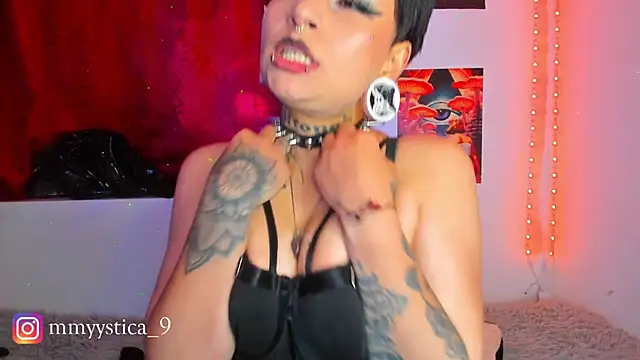 Snapshot of Rainnbow_ chatting on September 20, 8:01 am Rainnbow online show from September 20, 8:01 am