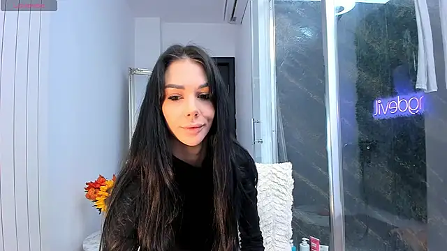 realhotfallingdevil online show from October 9, 4:16 am