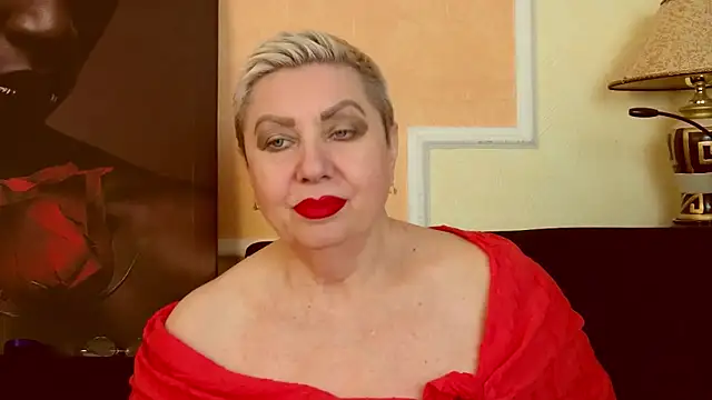 LadyPosh online show from May 12, 6:36 pm