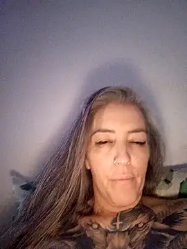 Snapshot of vamporasuccubus19777 chatting on September 30, 1:00 am vamporasuccubus19777 online show from September 30, 1:00 am