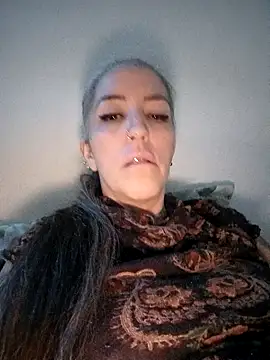Snapshot of vamporasuccubus19777 chatting on September 26, 12:19 am vamporasuccubus19777 online show from September 26, 12:19 am