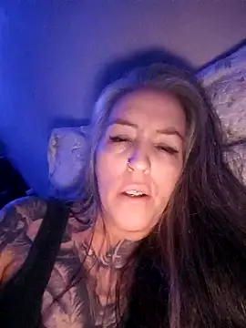 vamporasuccubus19777 online show from November 16, 12:23 am