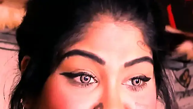 indian dreamgirl online show from October 13, 9:17 pm