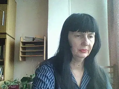 MelanyBanks online show from December 20, 11:58 am