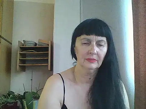 MelanyBanks online show from September 26, 3:31 pm