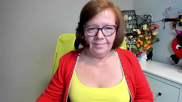 Adelewildx online show from May 25, 2:10 am