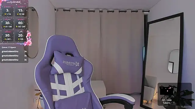 roxie gates  online show from January 6, 2:26 am