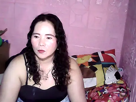 Snapshot of hotpusie_4u chatting on September 14, 7:28 am hotpusie 4u online show from September 14, 7:28 am