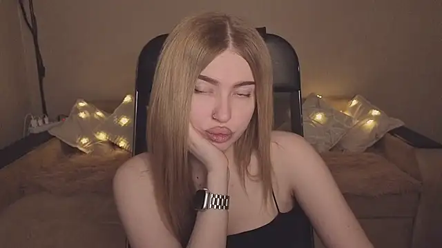 ViolettaLopez online show from December 3, 1:24 pm