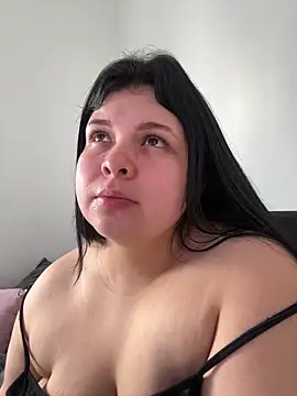 AshlyRouse online show from October 4, 8:02 pm