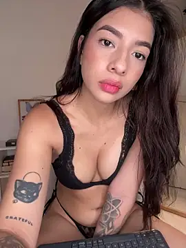 Veronica ar online show from May 3, 3:21 am