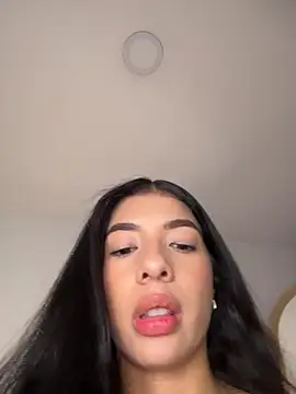 Veronica ar online show from May 24, 3:05 am