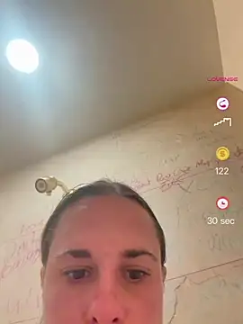 emmyemmmxoo online show from June 29, 9:58 pm