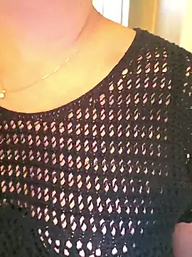 Snapshot of germanwoman01 chatting on September 13, 12:02 pm germanwoman01 online show from September 13, 12:02 pm