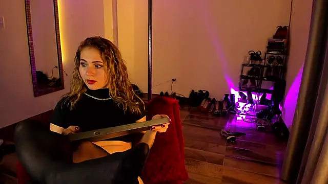 Cristina  Smith online show from July 23, 12:23 am
