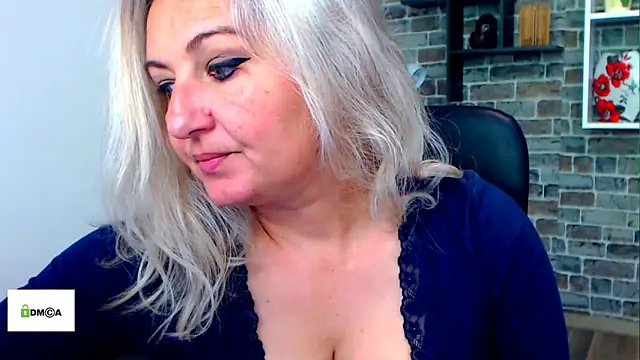 angel devil milf online show from May 10, 11:01 am
