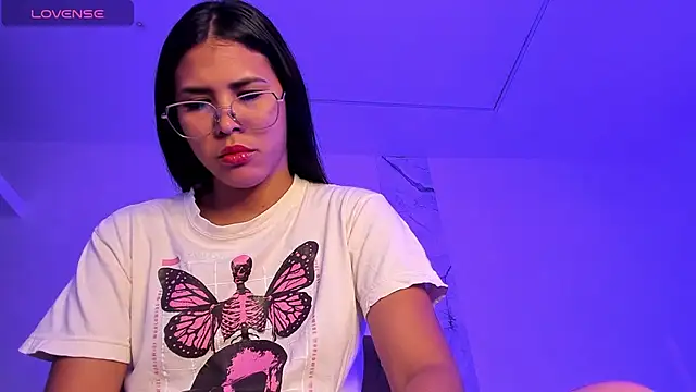 alysson 18 online show from November 5, 2:00 pm