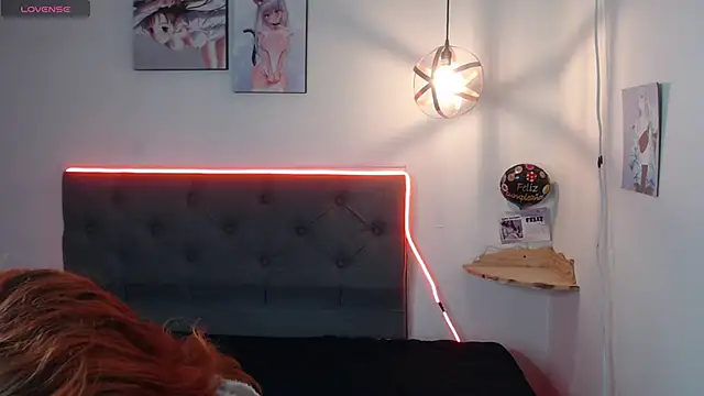 sarah lovesu online show from October 10, 9:09 pm