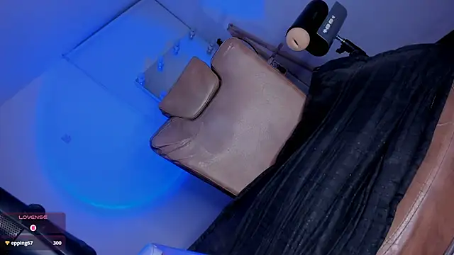 azulawitch666 online show from November 28, 3:26 pm