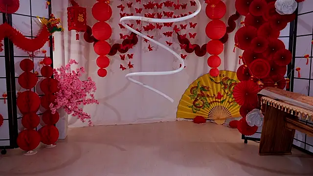 KittyCaitlin online show from March 4, 5:41 pm