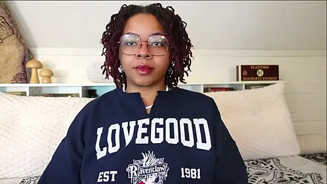 -khayaparker online show from February 1, 10:47 am