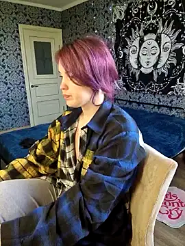 LazyTanukii online show from May 15, 7:22 am