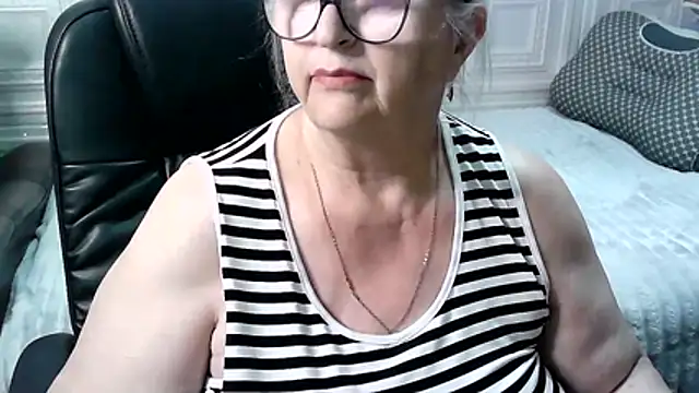 LolkaAlyss online show from April 30, 8:47 pm