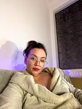 FemDom RubyKnightXXO online show from October 12, 6:54 pm