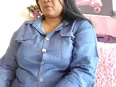 IndianDelia online show from May 22, 12:36 pm