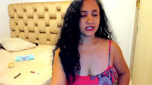 alaskmiller1 online show from May 12, 10:49 pm