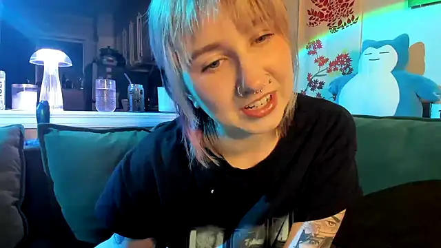 LedaBun online show from April 2, 4:32 am