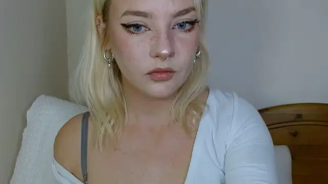 April LoveUK online show from September 19, 9:36 pm