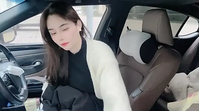 orla2021 online show from December 4, 12:46 am