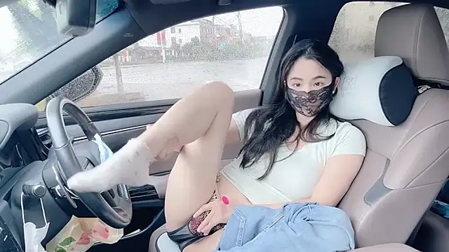 orla2021 online show from October 18, 2:14 am