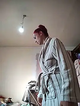 JoleNe2702 online show from May 20, 4:53 am
