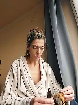 JoleNe2702 online show from December 19, 7:11 am