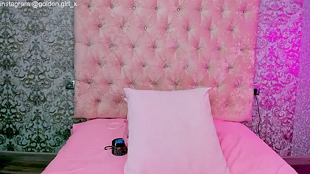 Akilla Queen online show from October 12, 1:52 am