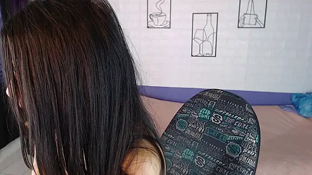 skinny Yizz online show from May 23, 9:24 pm