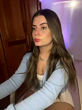 Snapshot of Miss_valeriaa chatting on October 8, 10:14 pm Miss valeriaa online show from October 8, 10:14 pm
