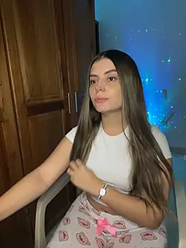 Snapshot of Miss_valeriaa chatting on September 30, 1:44 am Miss valeriaa online show from September 30, 1:44 am