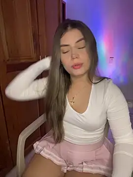 Snapshot of Miss_valeriaa chatting on October 11, 12:04 am Miss valeriaa online show from October 11, 12:04 am