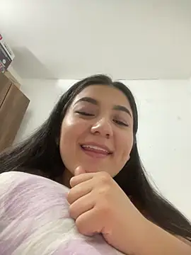 yessi rose online show from April 12, 12:25 am