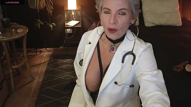 milfettefab online show from November 6, 12:05 am