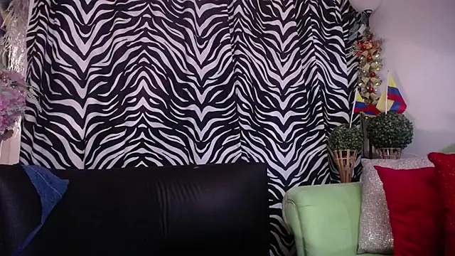 mia beatles online show from November 8, 5:51 pm