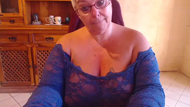 MISS LINDAH online show from May 15, 6:16 am