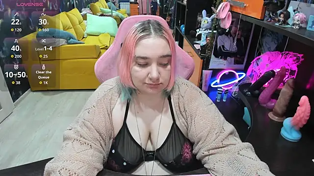 Softie Sofy online show from May 22, 3:37 am