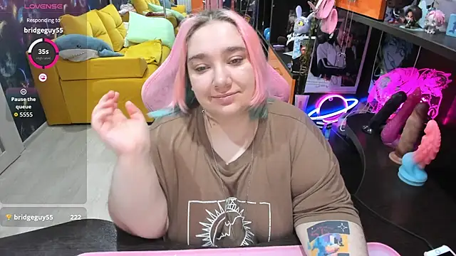 Softie Sofy online show from May 21, 3:37 am