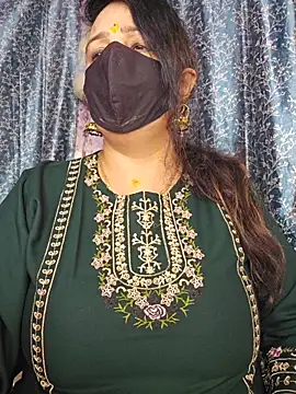 cute-tanvi online show from May 6, 12:47 am