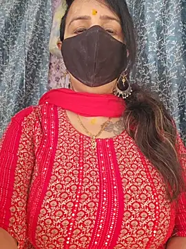 cute-tanvi online show from May 14, 1:33 am